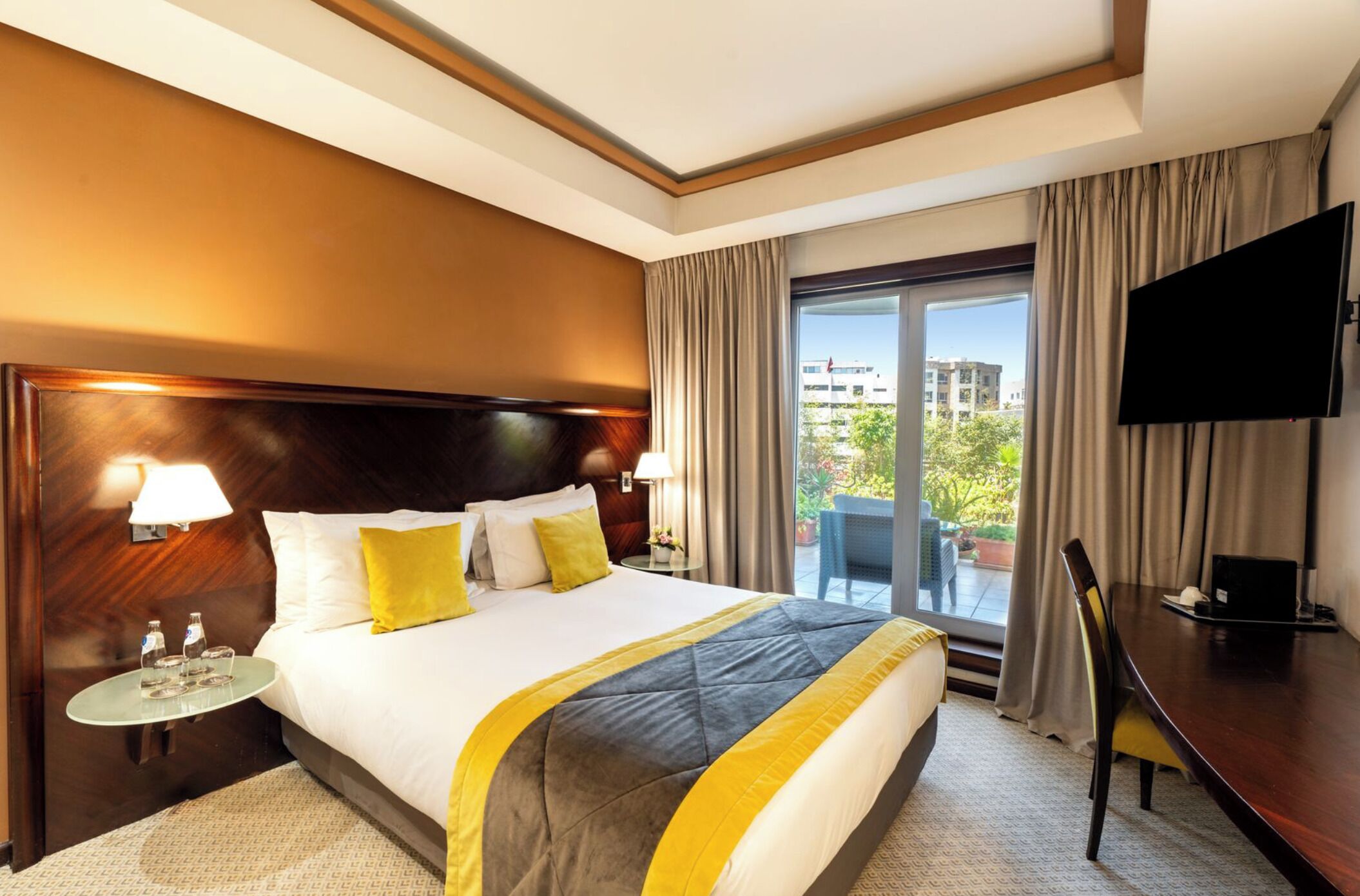 egyptian cotton sheets, premium bedding, pillow-top beds, minibar