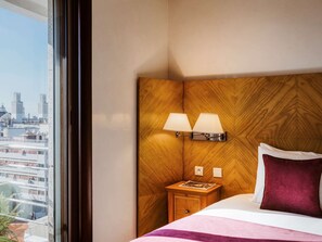 1 bedroom, Egyptian cotton sheets, premium bedding, pillowtop beds