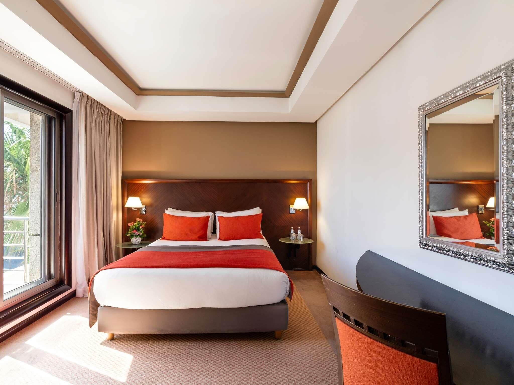 Deluxe Double Room, 1 Double Bed | Egyptian cotton sheets, premium bedding, pillowtop beds, minibar