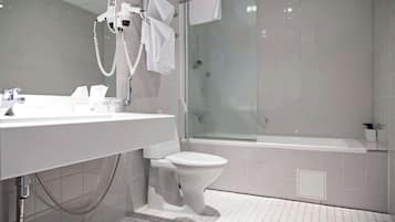 Premium bedding, in-room safe, desk, blackout curtains