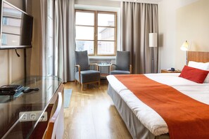 Habitación superior, 1 cama King size (King Superior) | Ropa de cama de alta calidad y caja de seguridad en la habitación 