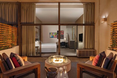 Hotel Dena, Pasadena Los Angeles, a Tribute Portfolio Hotel