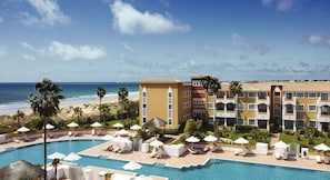 Indoor pool, 2 outdoor pools, pool umbrellas, pool loungers