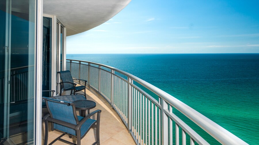 DoubleTree Resort & Spa by Hilton Ocean Point-N. Miami Beach