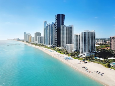 DoubleTree Resort & Spa by Hilton Ocean Point-N. Miami Beach