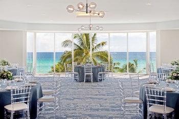 Meeting space at DoubleTree Resort & Spa by Hilton Ocean Point-N. Miami Beach