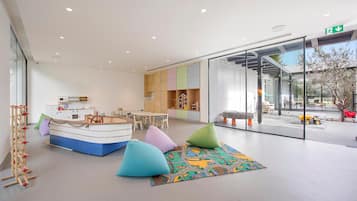 Lasten leikkialue sisätiloissa