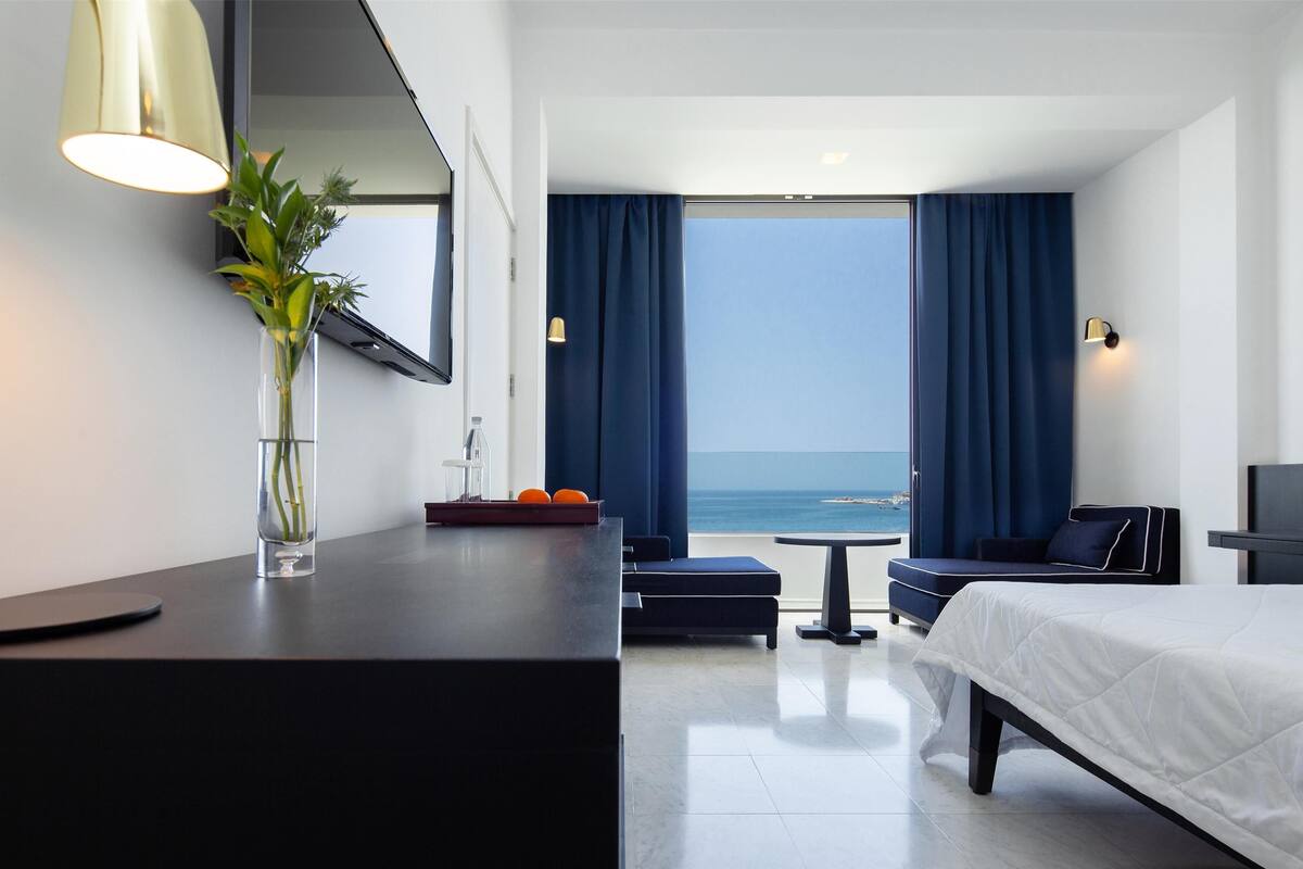 Standaard kamer | 1 slaapkamer, luxe beddengoed, een minibar, een kluis op de kamer