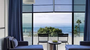 Veranda Sea View Room | Premium bedding, minibar, in-room safe, individually decorated