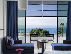 Hab. Veranda con vistas al mar | Ropa de cama de alta calidad, minibar, caja fuerte