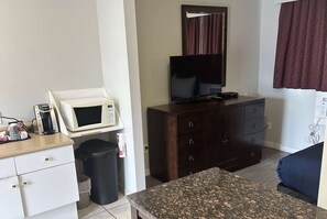 Habitación doble, 2 camas matrimoniales, con acceso para personas discapacitadas | Wifi gratis y ropa de cama 