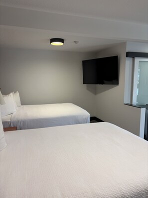 Suite empresarial, 2 camas Queen size, para no fumadores | Wifi gratis y ropa de cama 