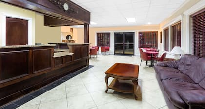 Travelodge by Wyndham Shreveport LA