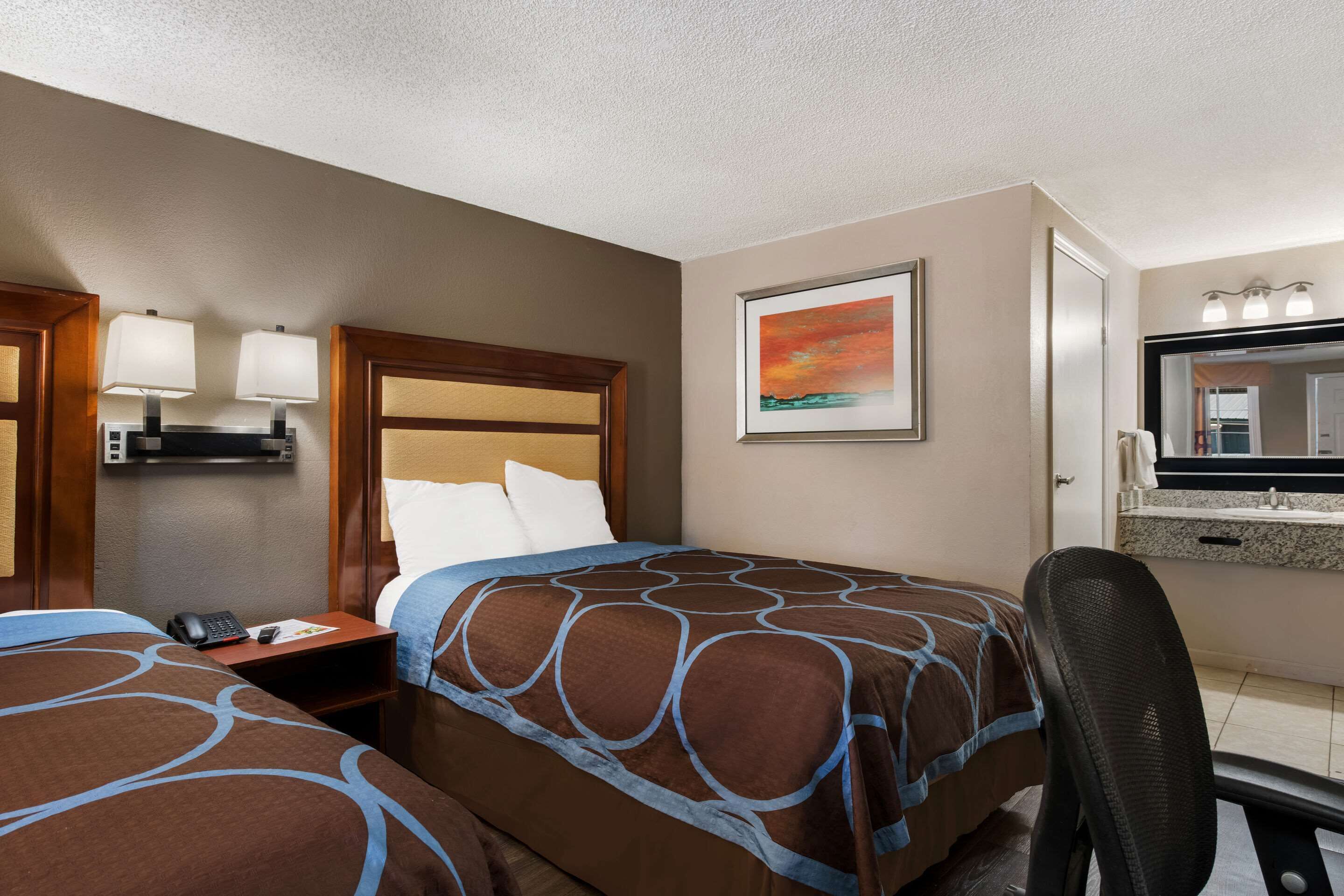 desk, laptop workspace, iron/ironing board, free wifi