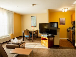Suite, 1 Schlafzimmer | Wohnbereich