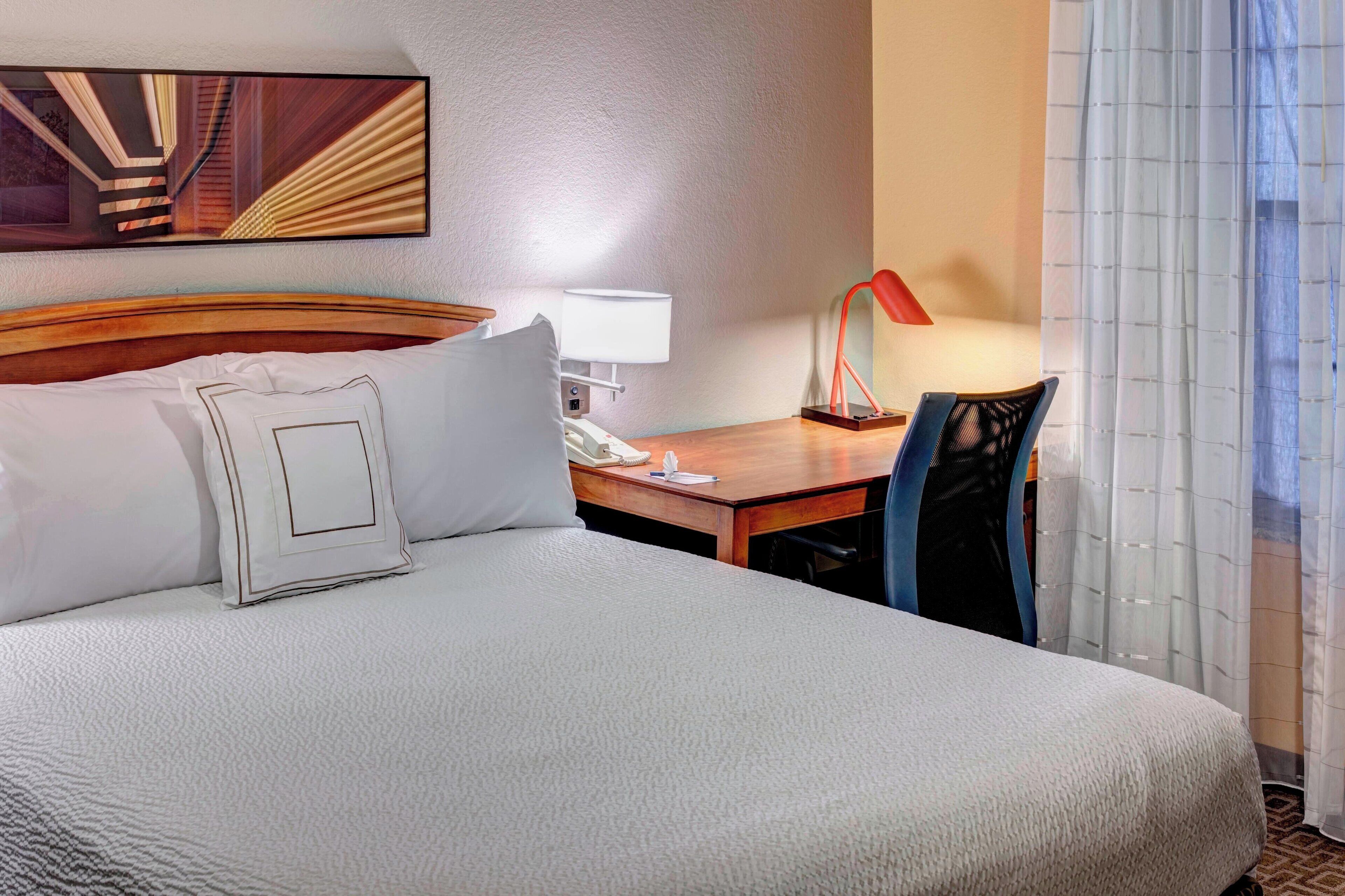 suite, 2 bedrooms | pillow-top beds, desk, laptop workspace, blackout curtains