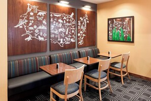 Restaurant - TownePlace Suites by Marriott Dallas Las Colinas (Irving)