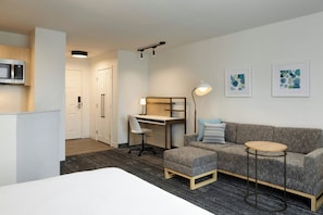 Studio, 1 Queen Bed with Sofa bed | Living room | Smart TV, Netflix, pay films - TownePlace Suites Marriott Dulles Airport (Newly Renovated) (Sterling)