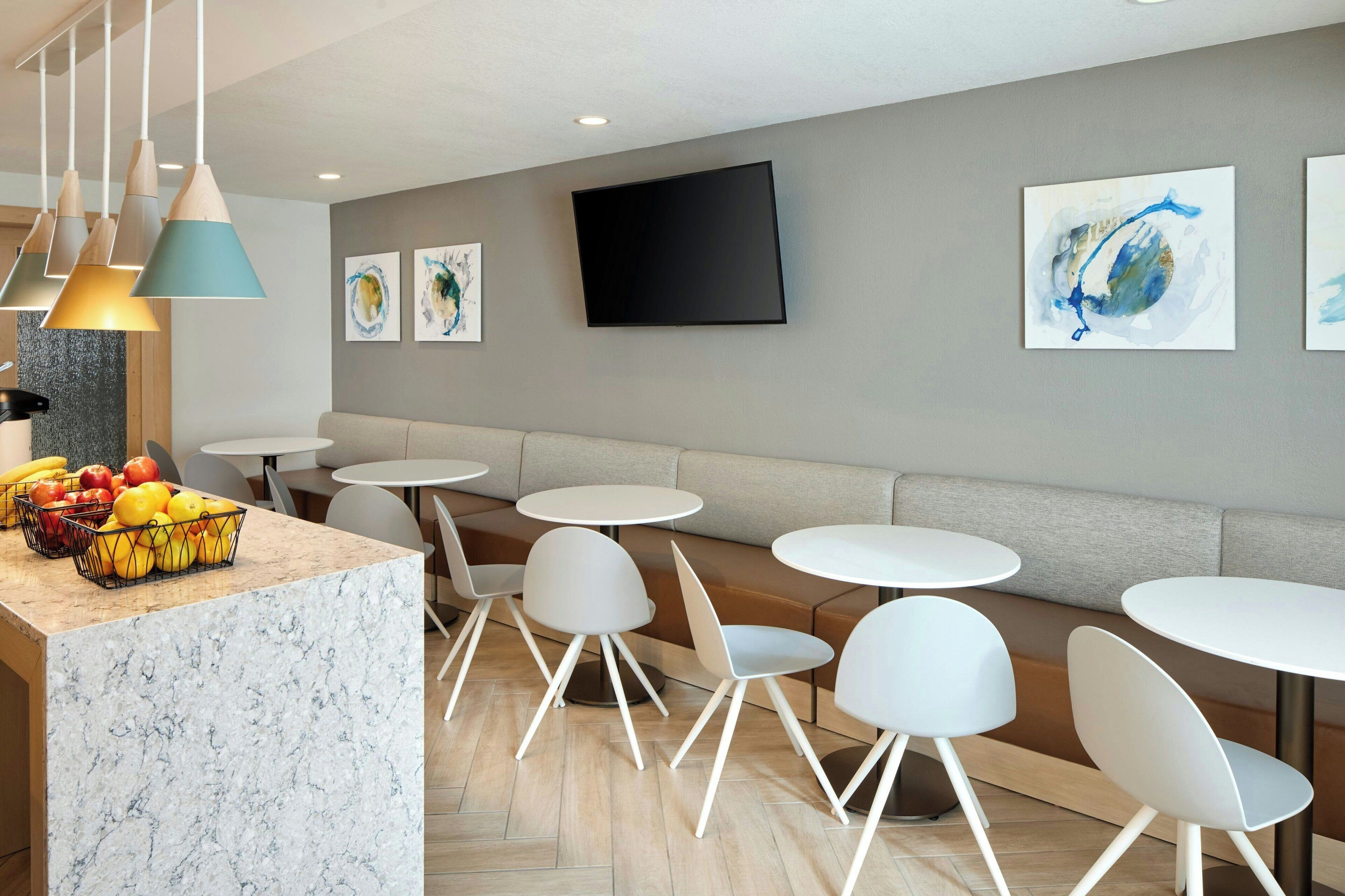 free daily on-the-go breakfast