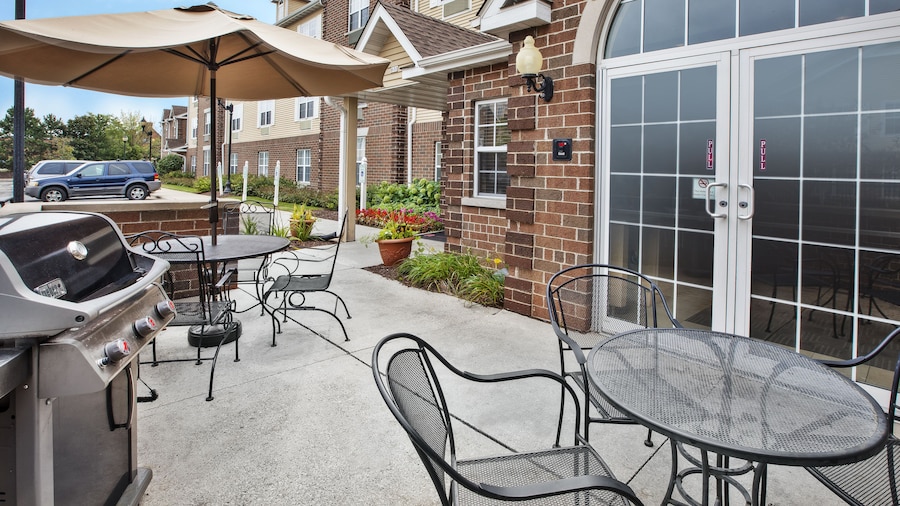 Towneplace Suites By Marriott Brookfield