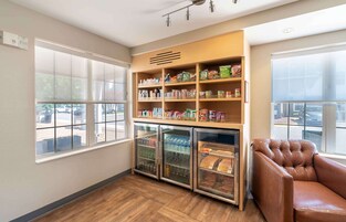 Café da manhã para viagem grátis todos os dias