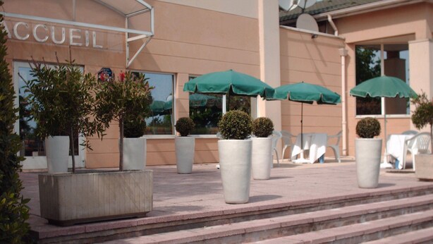 Unclassified image, 1 of 8, button - Hotel Median Roissy CDG Airport (Goussainville)
