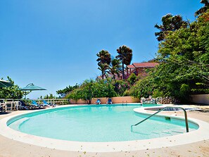 2 outdoor pools - Treasure Beach Hotel (Treasure Beach)