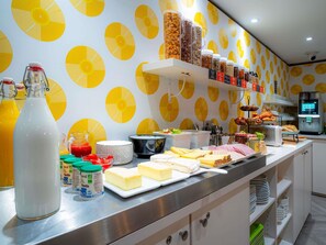Desayuno buffet incluido todos los días 