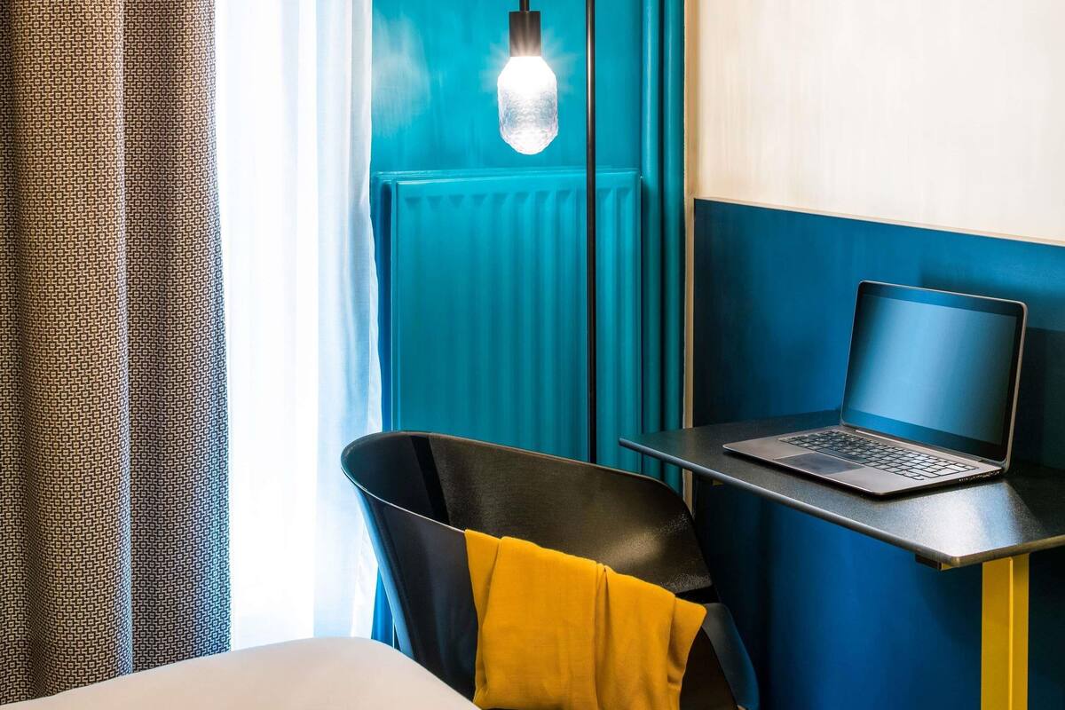 Standard Room, 1 Double Bed | Blackout drapes, soundproofing, iron/ironing board, free WiFi