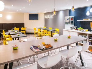 Petit déjeuner buffet compris tous les jours