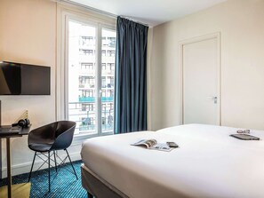 Blackout curtains, soundproofing, iron/ironing board, free WiFi