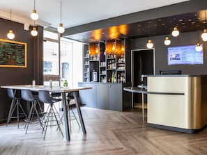 Bar (en la propiedad)