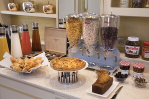 Daily buffet breakfast (EUR 18 per person)