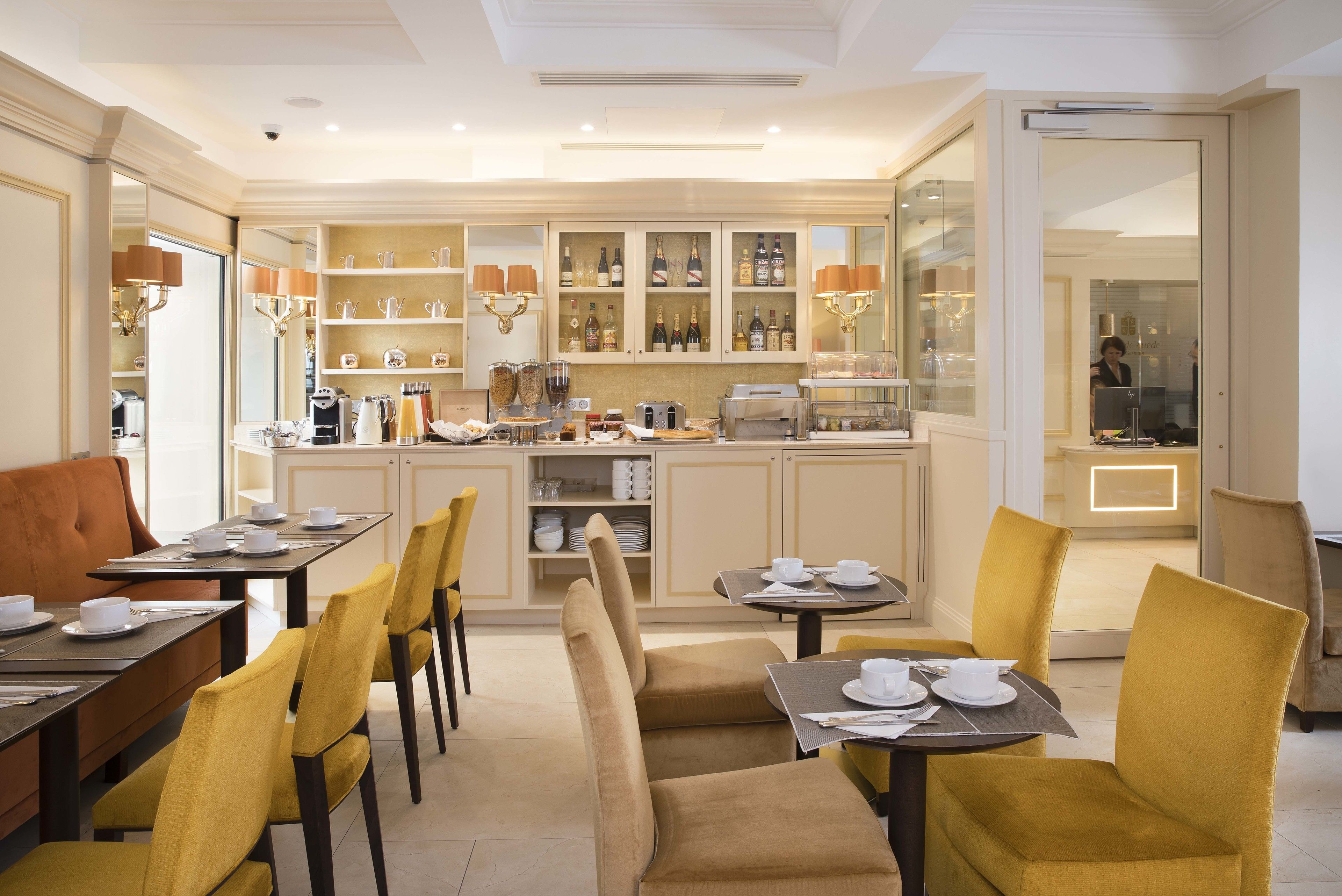 Daily buffet breakfast (EUR 18 per person)