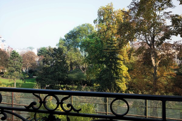 Superior Room, Garden | 1 bedroom, premium bedding, minibar, in-room safe
