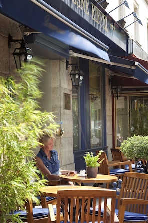 Restaurante al aire libre