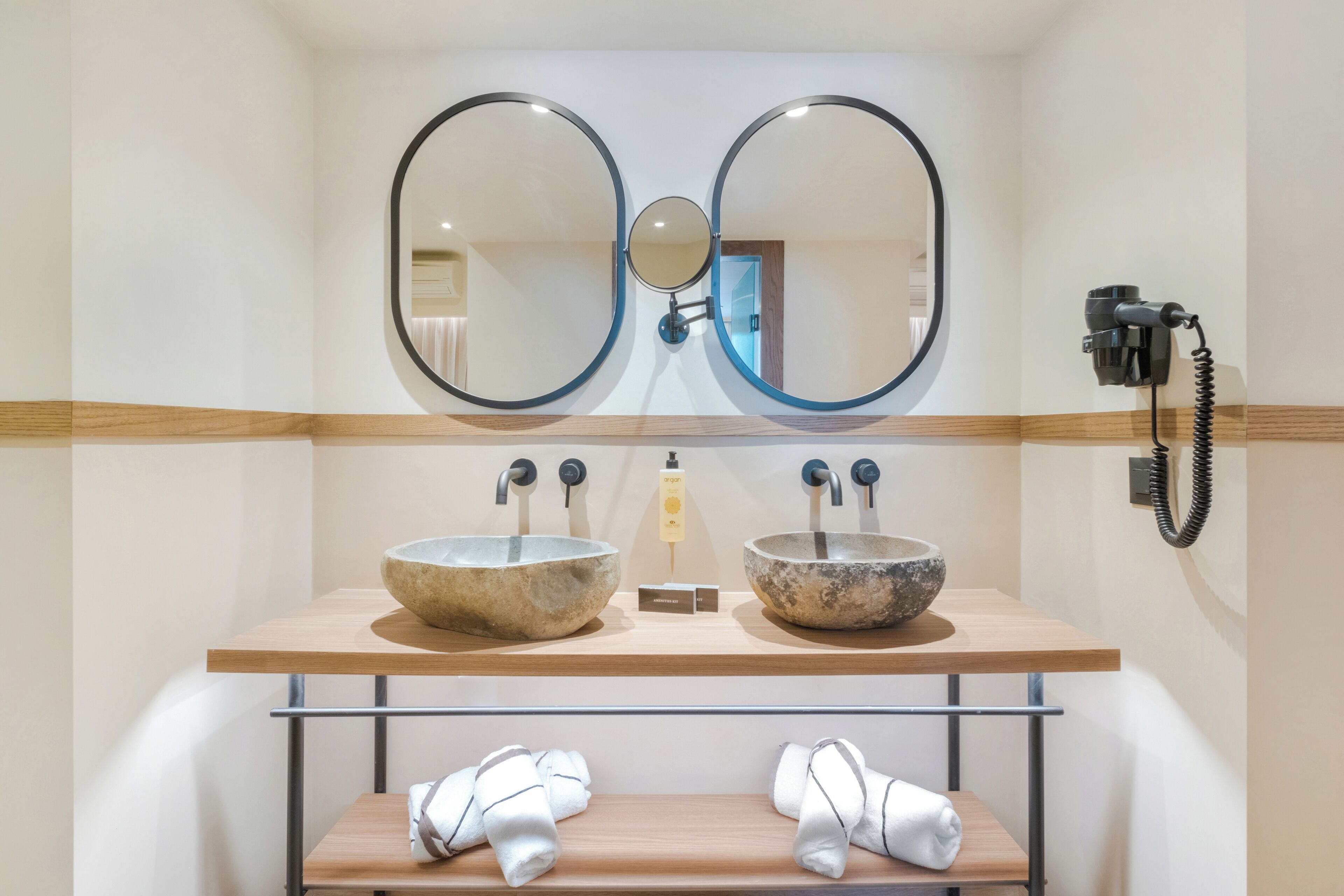 family room | bathroom | shower, free toiletries, hair dryer, slippers