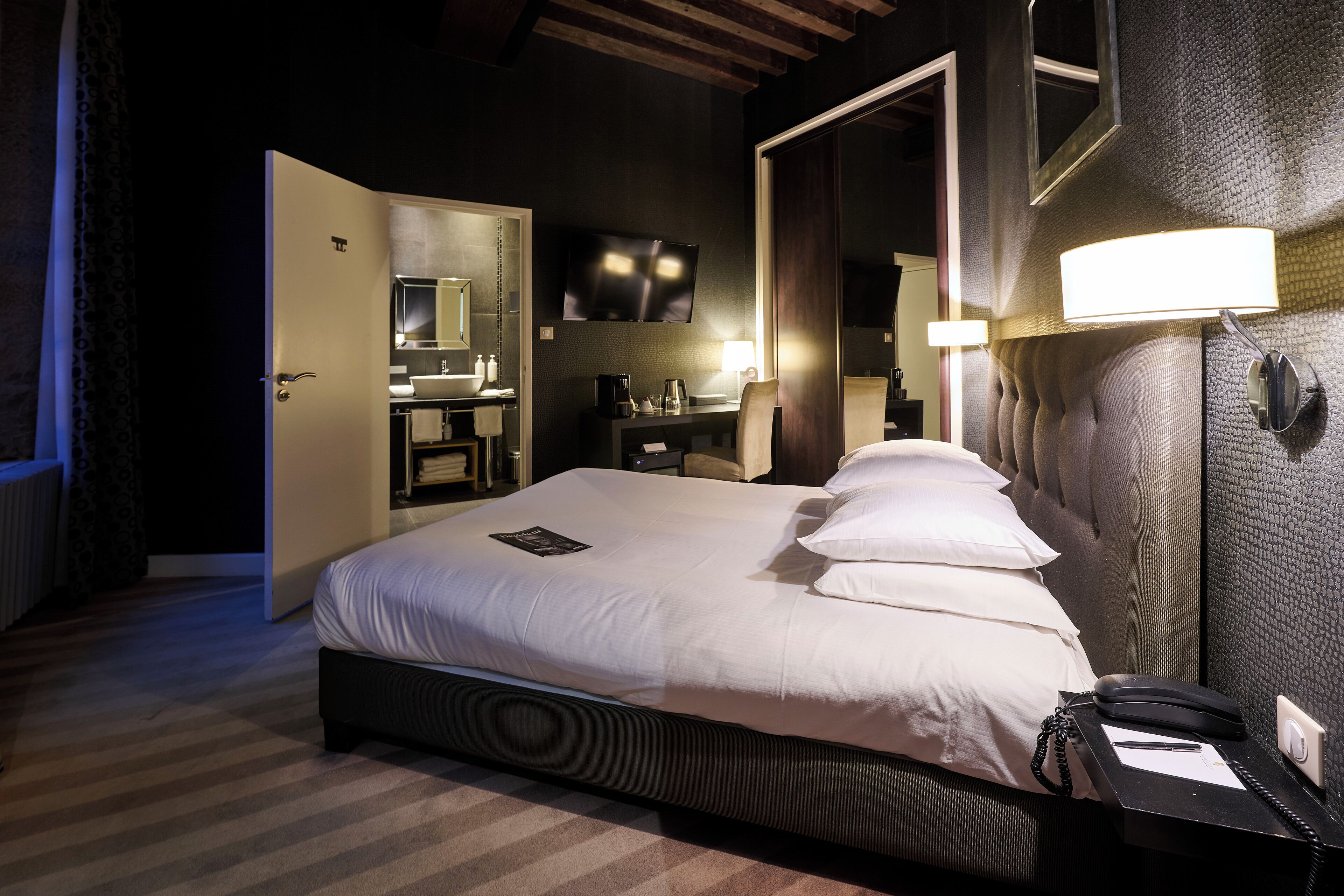 Camera Executive | Biancheria da letto ipoallergenica, minibar, una cassaforte in camera