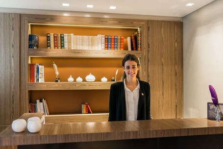 Hotel Le Tourville by Inwood Hotels - Image 6