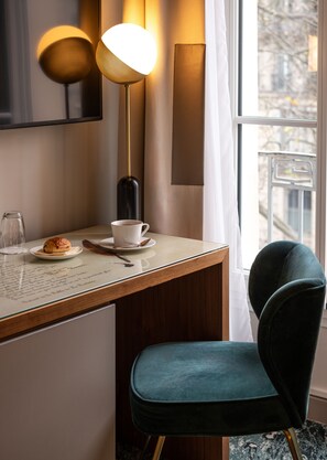 Classic Room | Premium bedding, in-room safe, desk, blackout drapes -  Hôtel Le Tourville by Inwood Hotels (Paris)