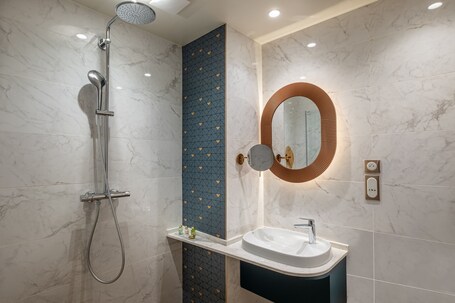 Hotel Le Tourville by Inwood Hotels - Image 7