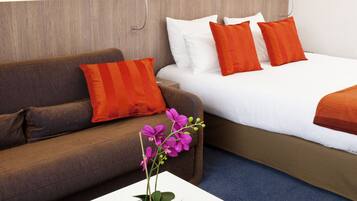 Soundproofing, iron/ironing board, free WiFi