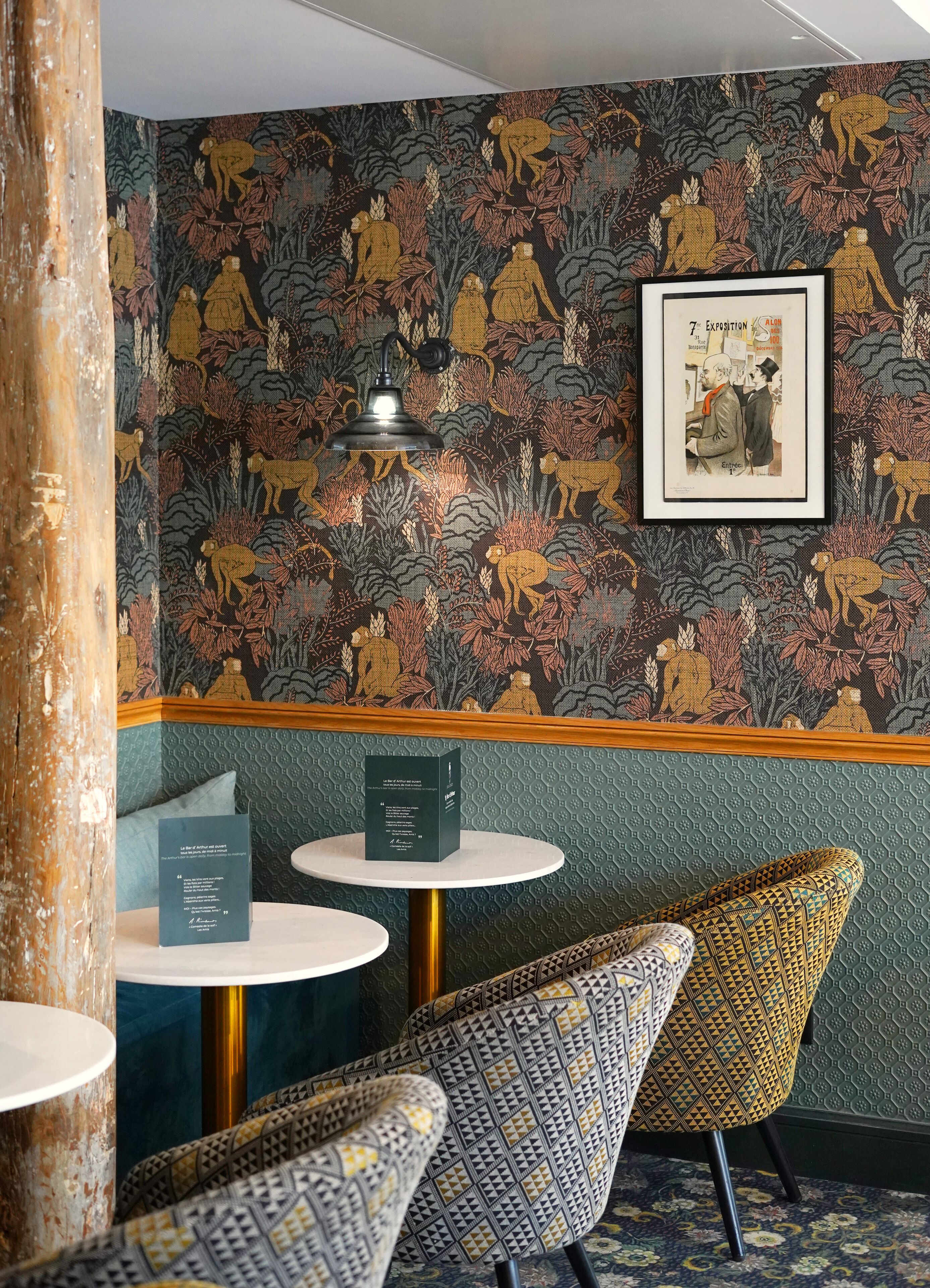 Daily buffet breakfast (EUR 19 per person)