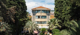 Hotel Cezanne