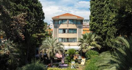 Hotel Cezanne