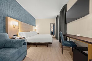 Premium bedding, minibar, in-room safe, desk - Hotel Zentral Gijón Rey Pelayo (Gijon)