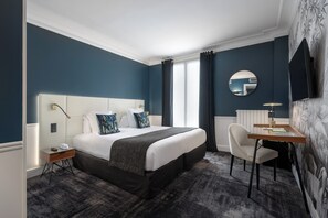 Tremannsrom – superior (Triple) | Sengetøy av topp kvalitet, senger med overmadrass og safe på rommet