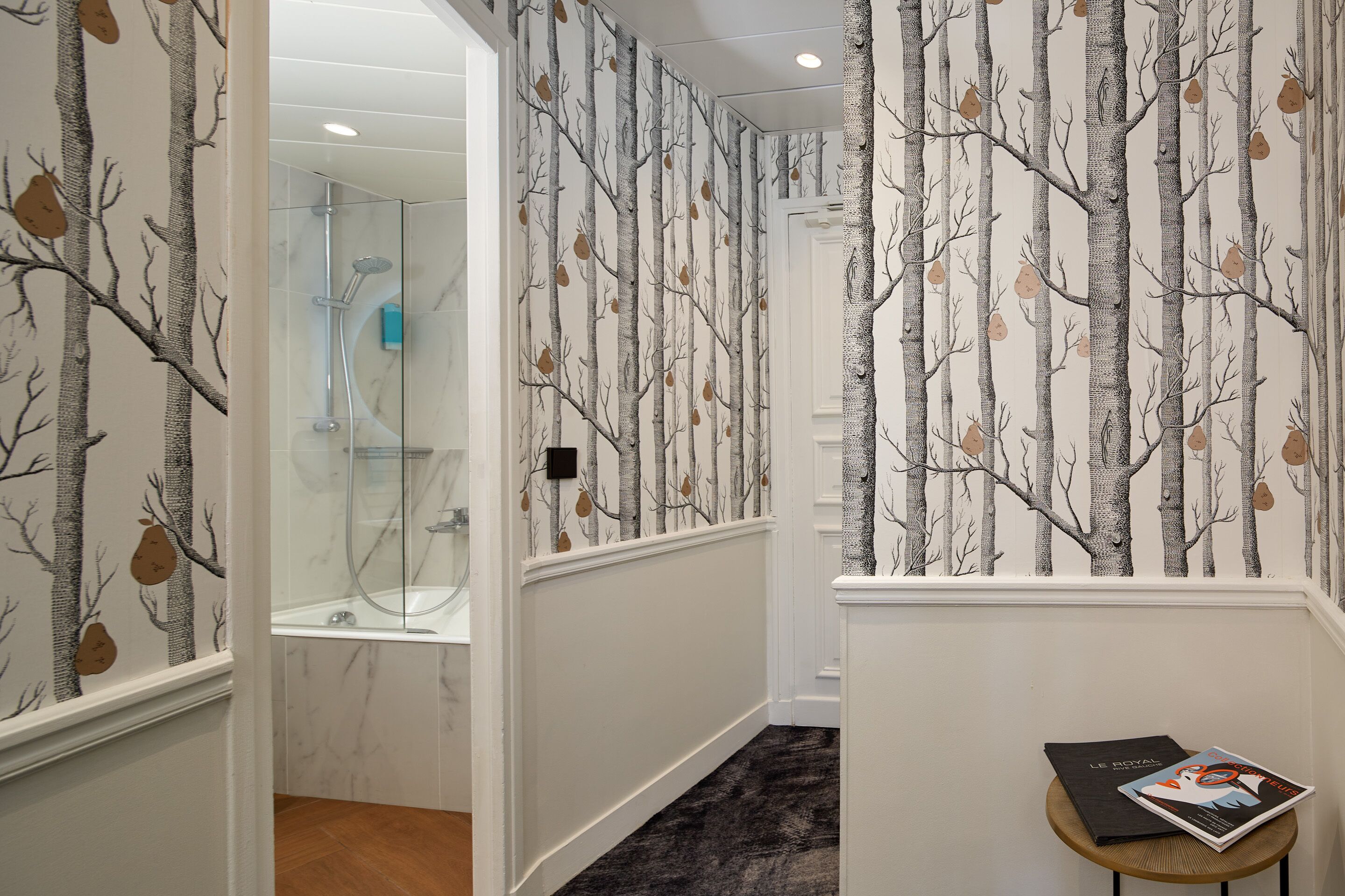 superior room (single, double or twin) | bathroom | shower, free toiletries, hair dryer, towels