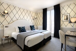 슈피리어룸 (Single, double or Twin) | 고급 침구, 필로우탑 침대, 객실 내 금고, 책상
