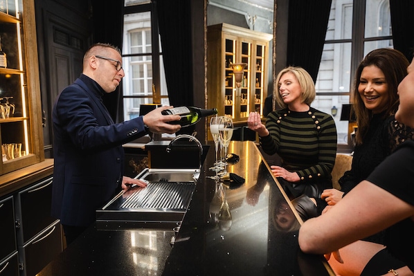 Bar (en la propiedad)